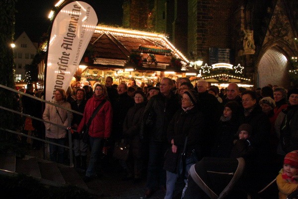 HAZ-Weihhilfe08  022.jpg